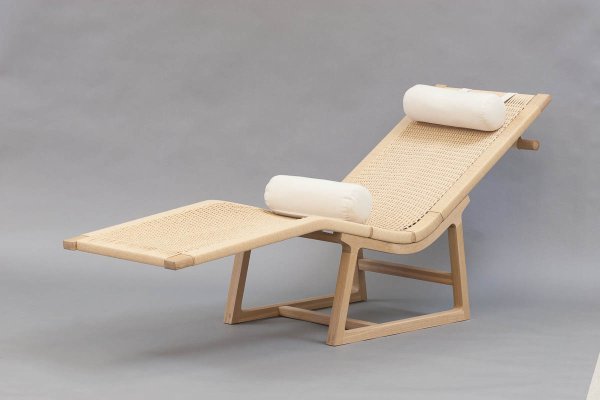 Laird Oak Lounger